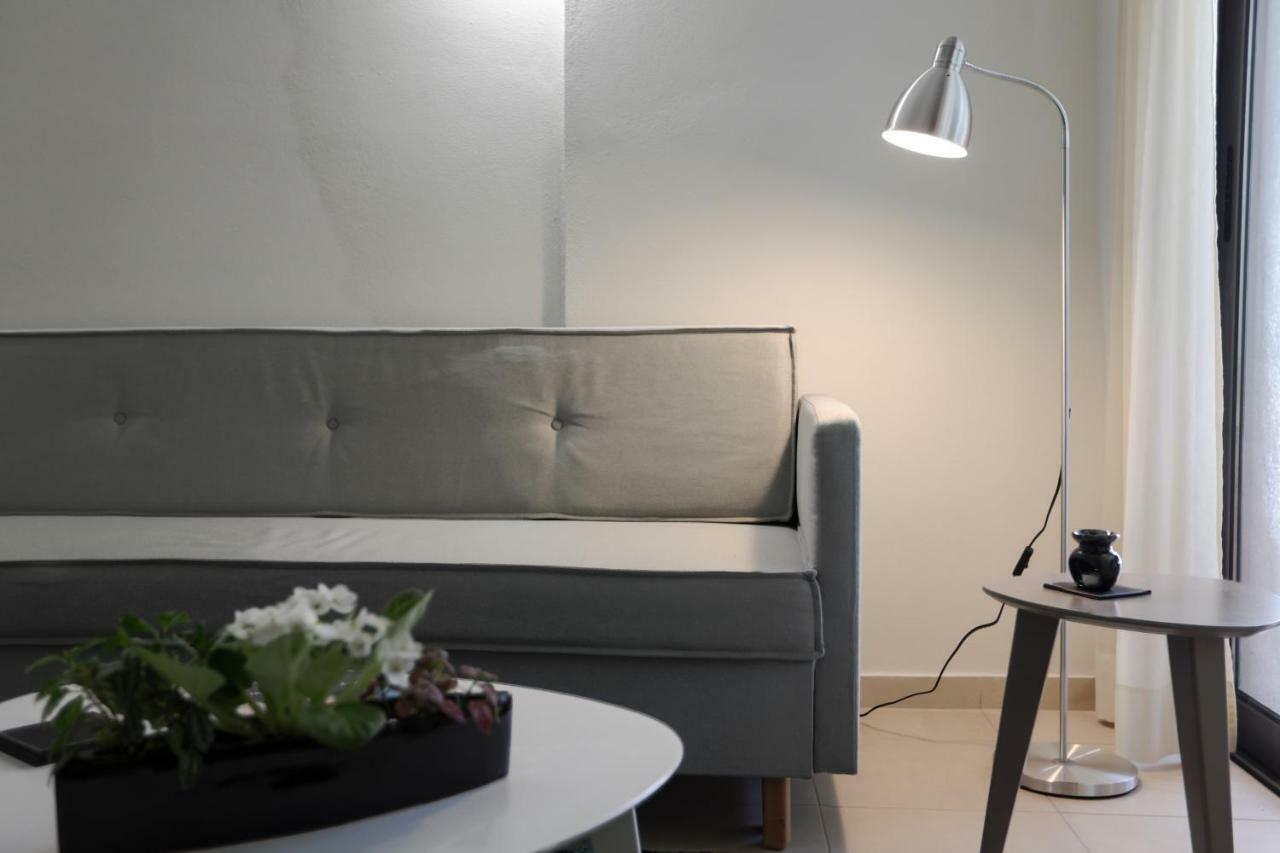 Katia'S Pepper Tree Apartment Kandiye Dış mekan fotoğraf